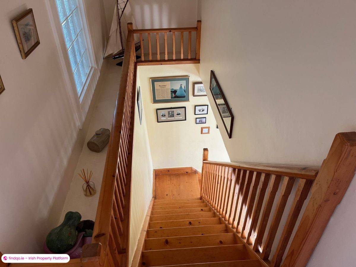 Detached house for Sale in Schull, Cork