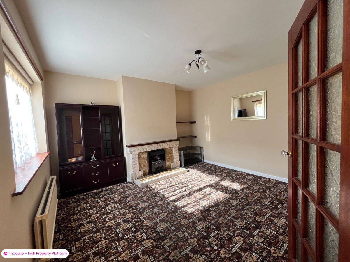 Semi-detached house for Sale in Bantry, Cork