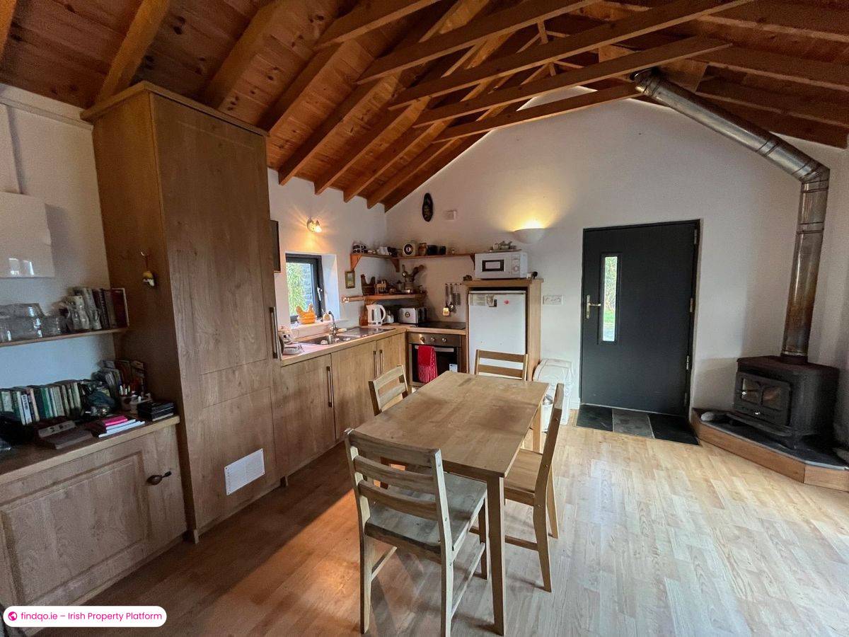 Detached house for Sale in Toormore, Cork