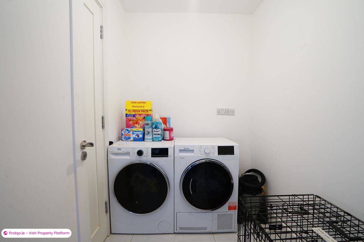 Semi-detached house for Sale in Passage East, Waterford, X91 X6FH