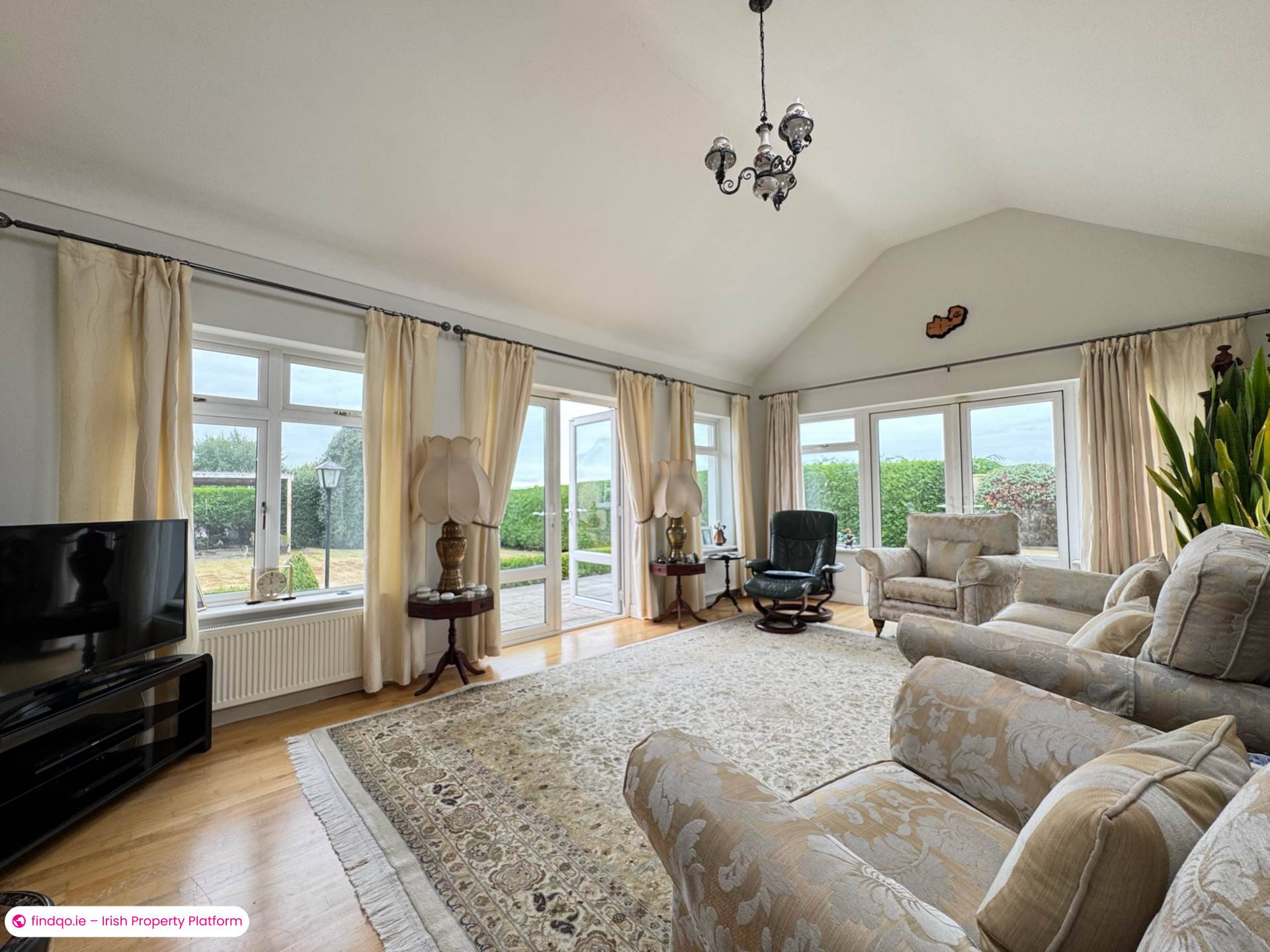 Bungalow for Sale in Cahir, Tipperary
