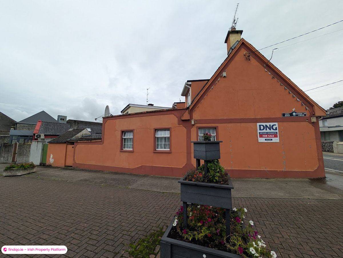 End of terrace house for Sale in Nenagh, Tipperary