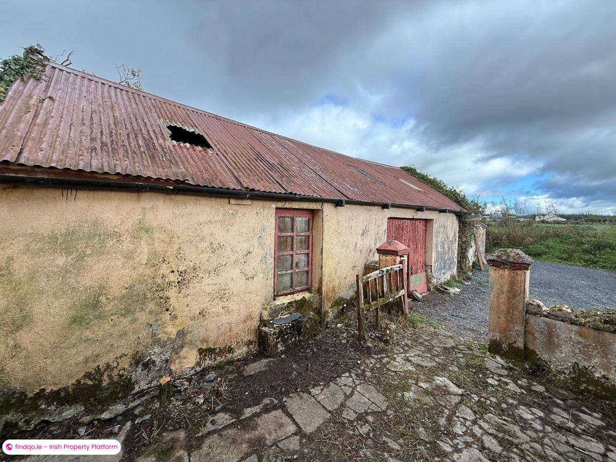 Detached house for Sale in Castlerea, Roscommon
