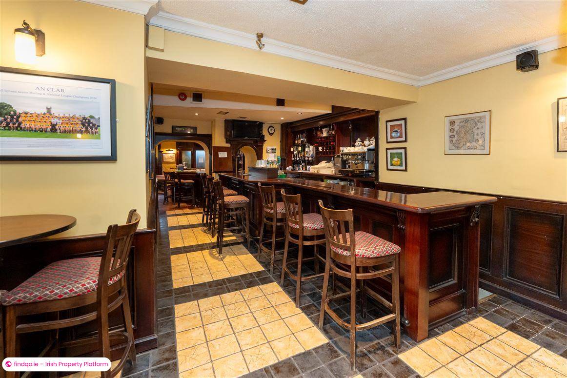 Restaurant / Bar / Hotel for Sale in Newmarket on Fergus, Clare