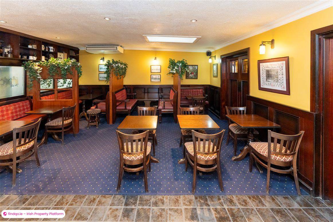 Restaurant / Bar / Hotel for Sale in Newmarket on Fergus, Clare