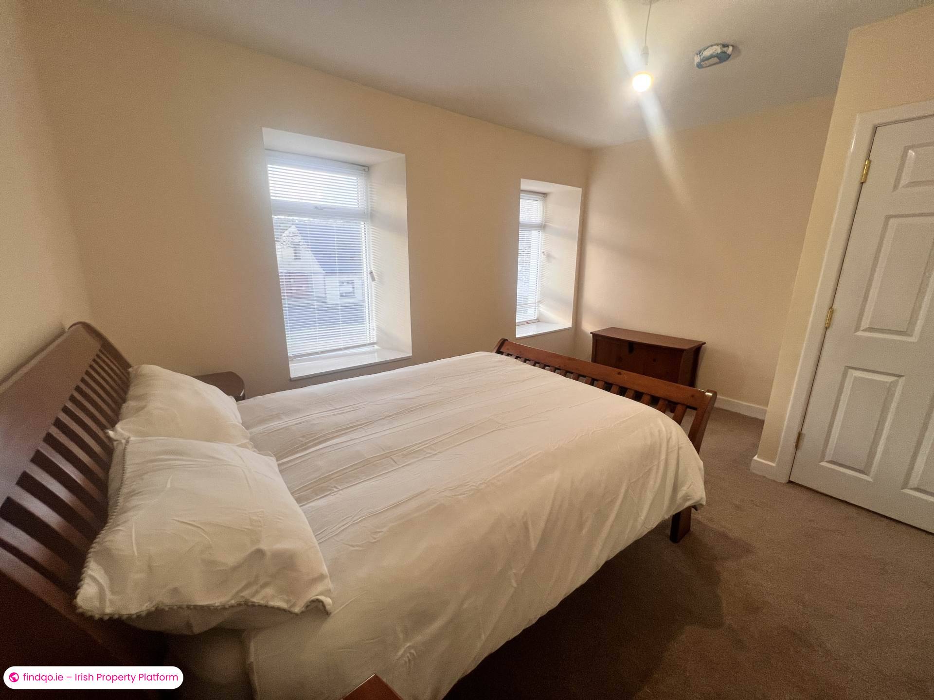 End of terrace house for Sale in Main Street, Shanagolden