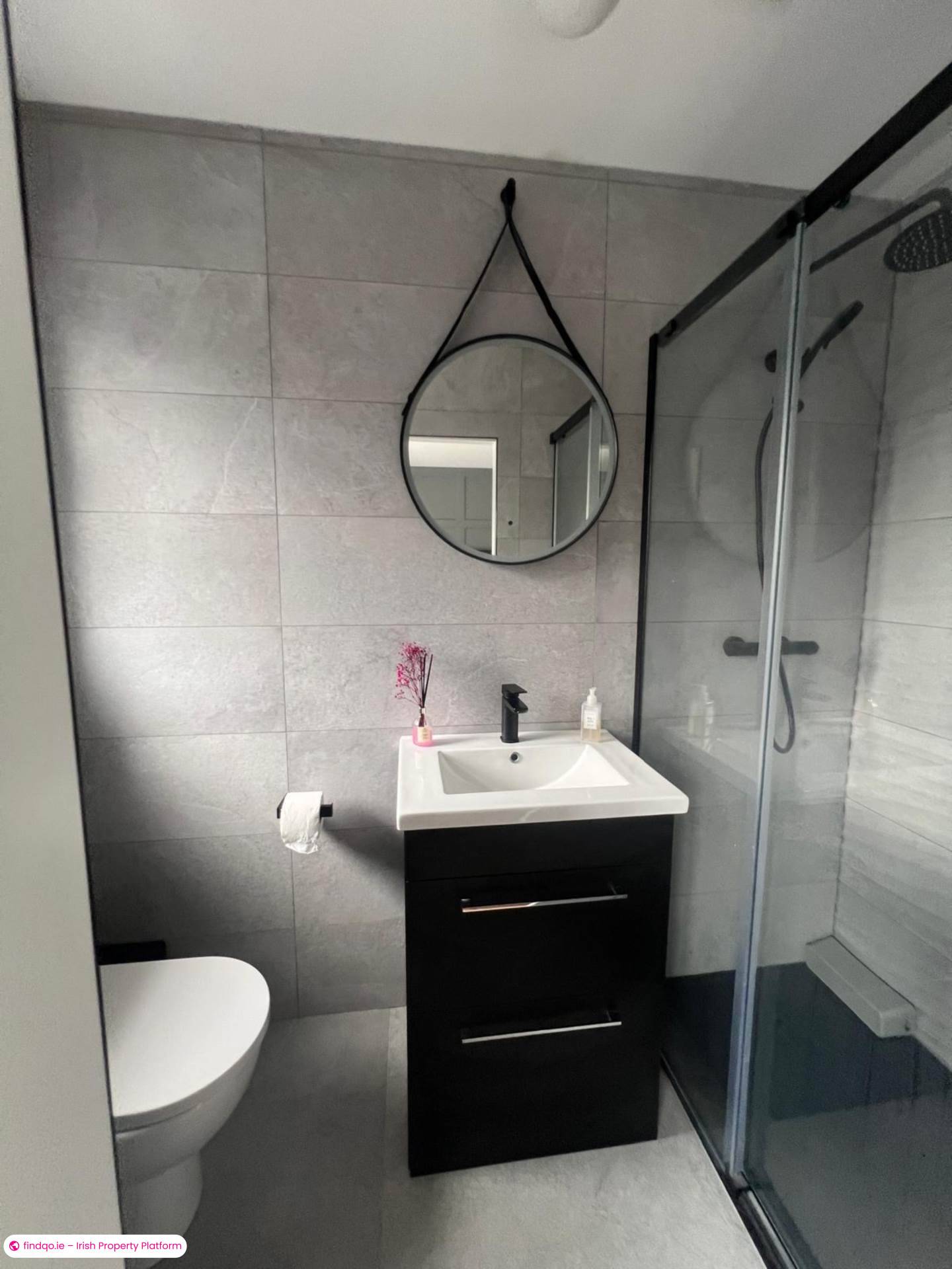 Semi-detached house for Sale in Dromcolliher, Limerick
