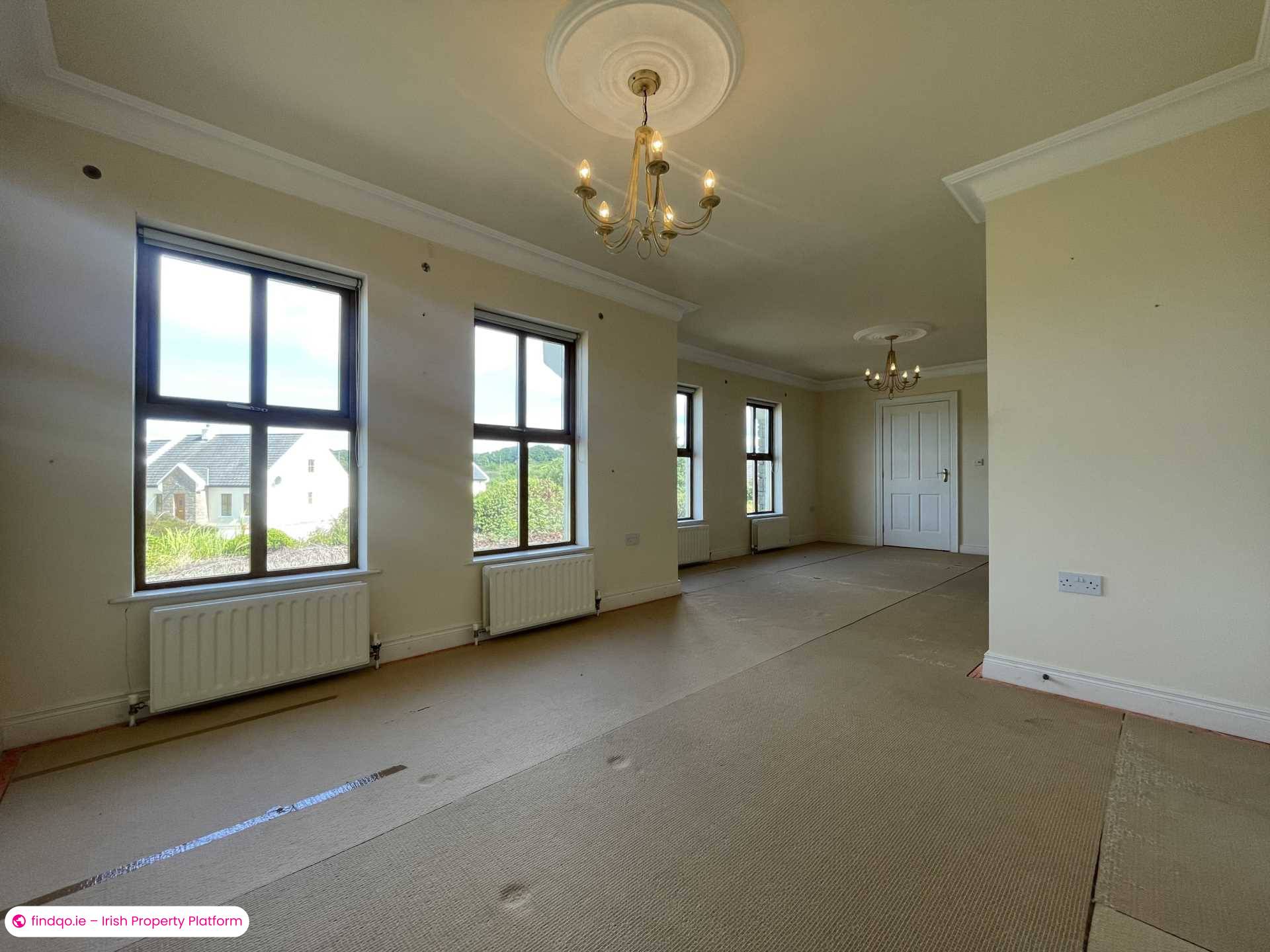 Detached house for Sale in Burtonport, Donegal