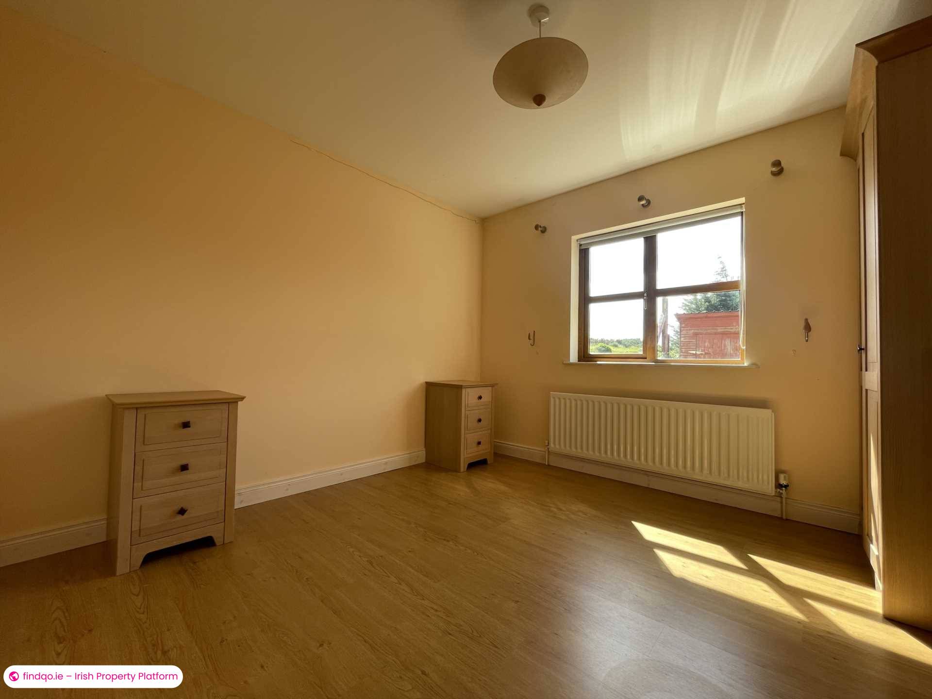 Detached house for Sale in Burtonport, Donegal