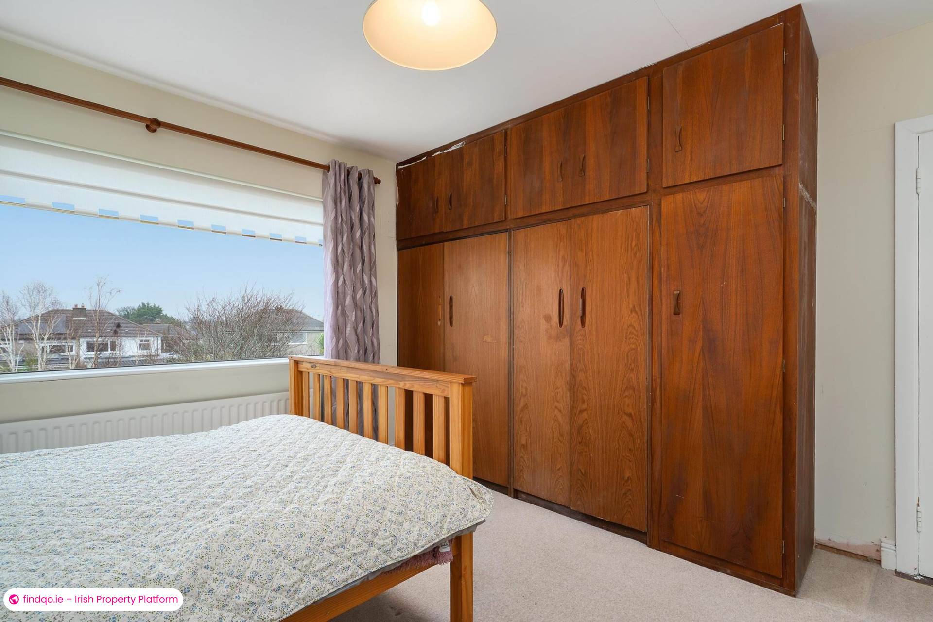 Semi-detached house for Sale in Dundrum, Down