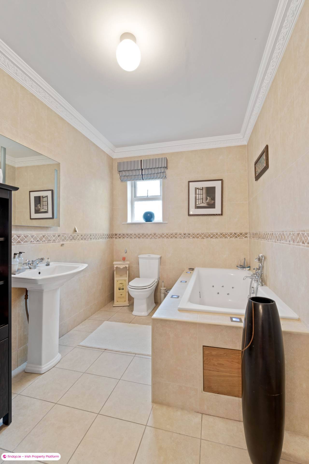 Detached house for Sale in Oranmore, Galway