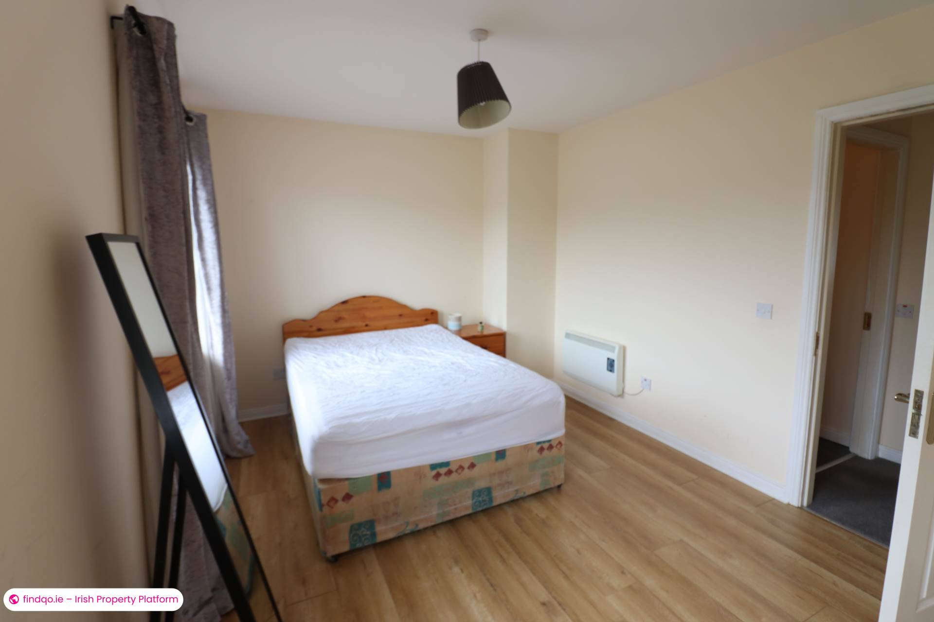 Terraced house for Sale in Oughterard, Galway