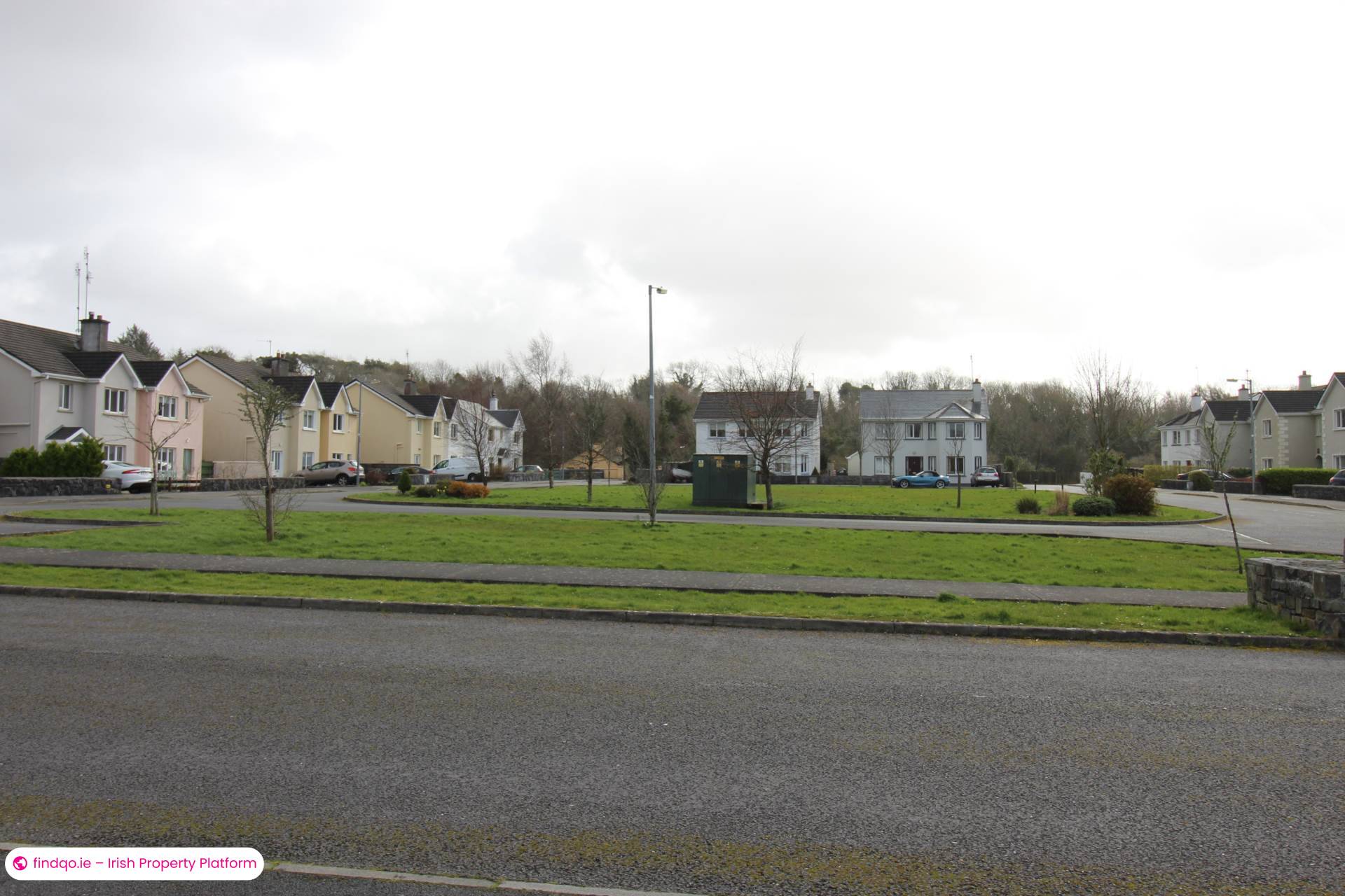 Terraced house for Sale in Oughterard, Galway
