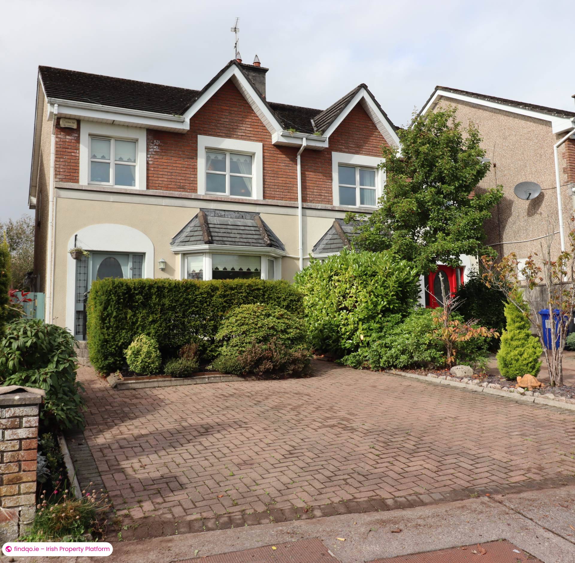 Semi-detached house for Sale in Knocknacarra, Galway