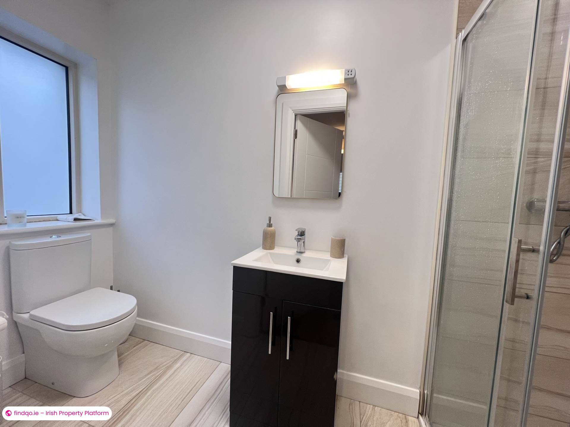 Semi-detached house for Sale in Cashel, Donegal