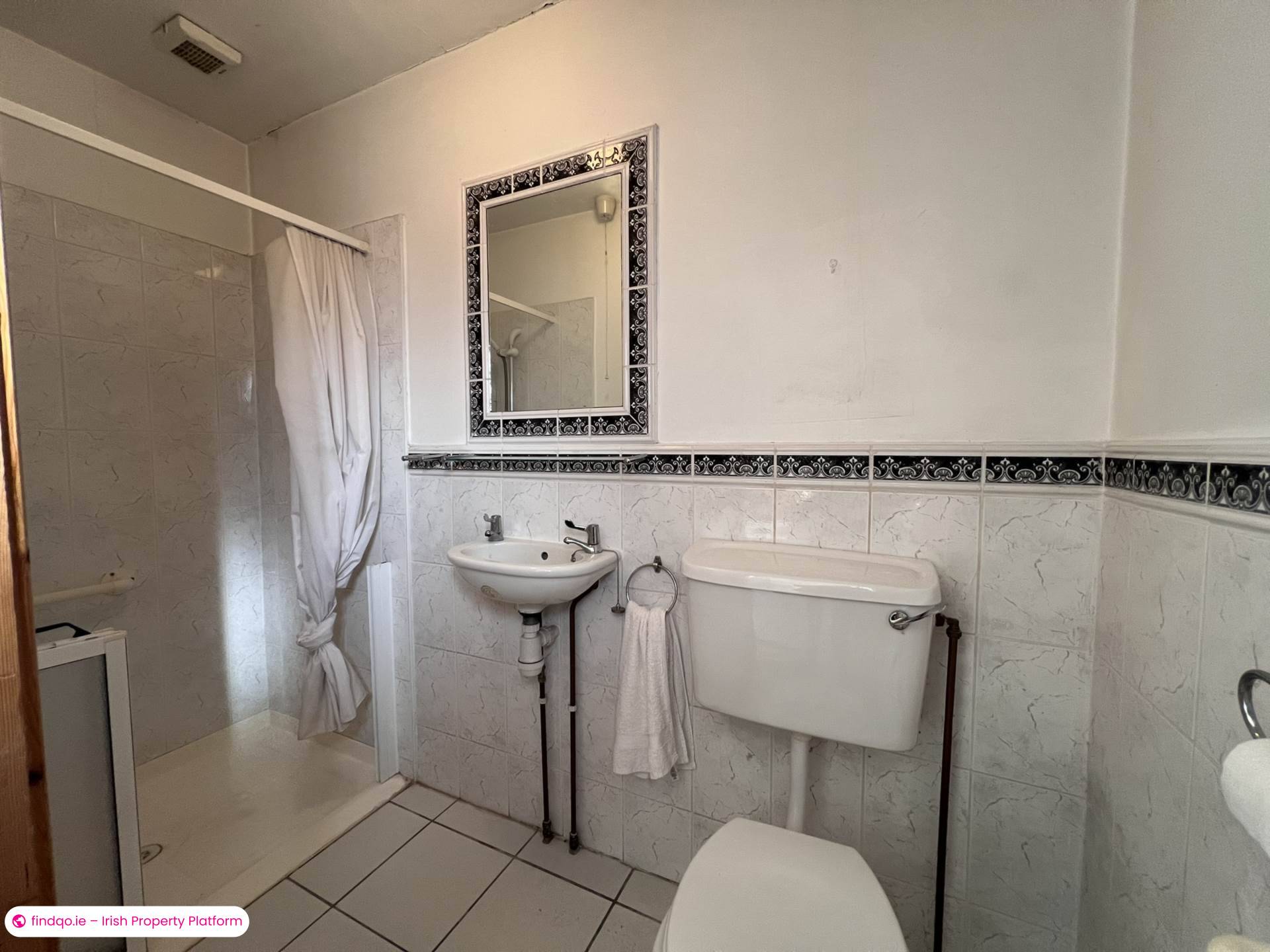 End of terrace house for Sale in Clonmel, Tipperary