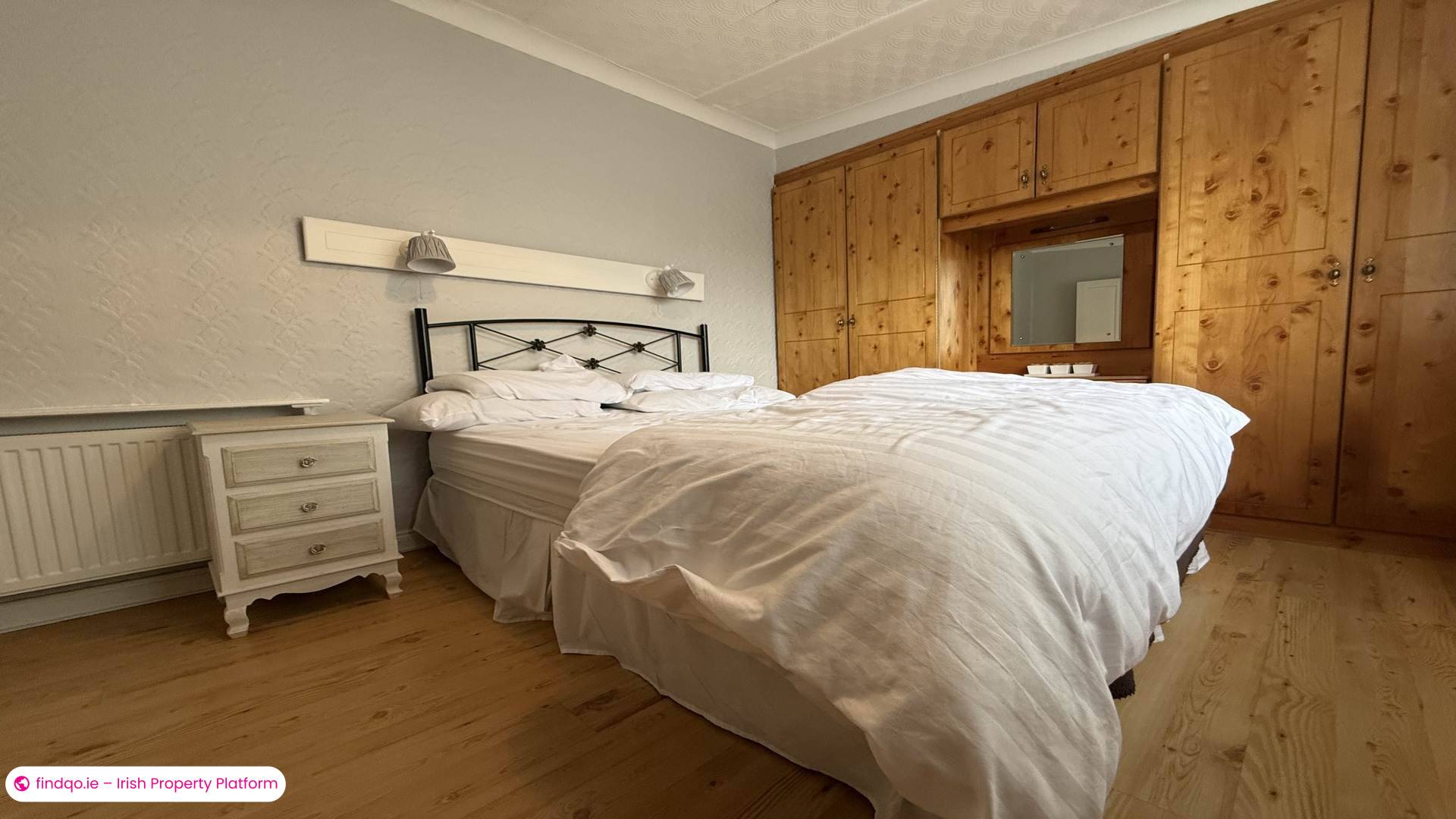 Detached house for Sale in Burtonport, Donegal