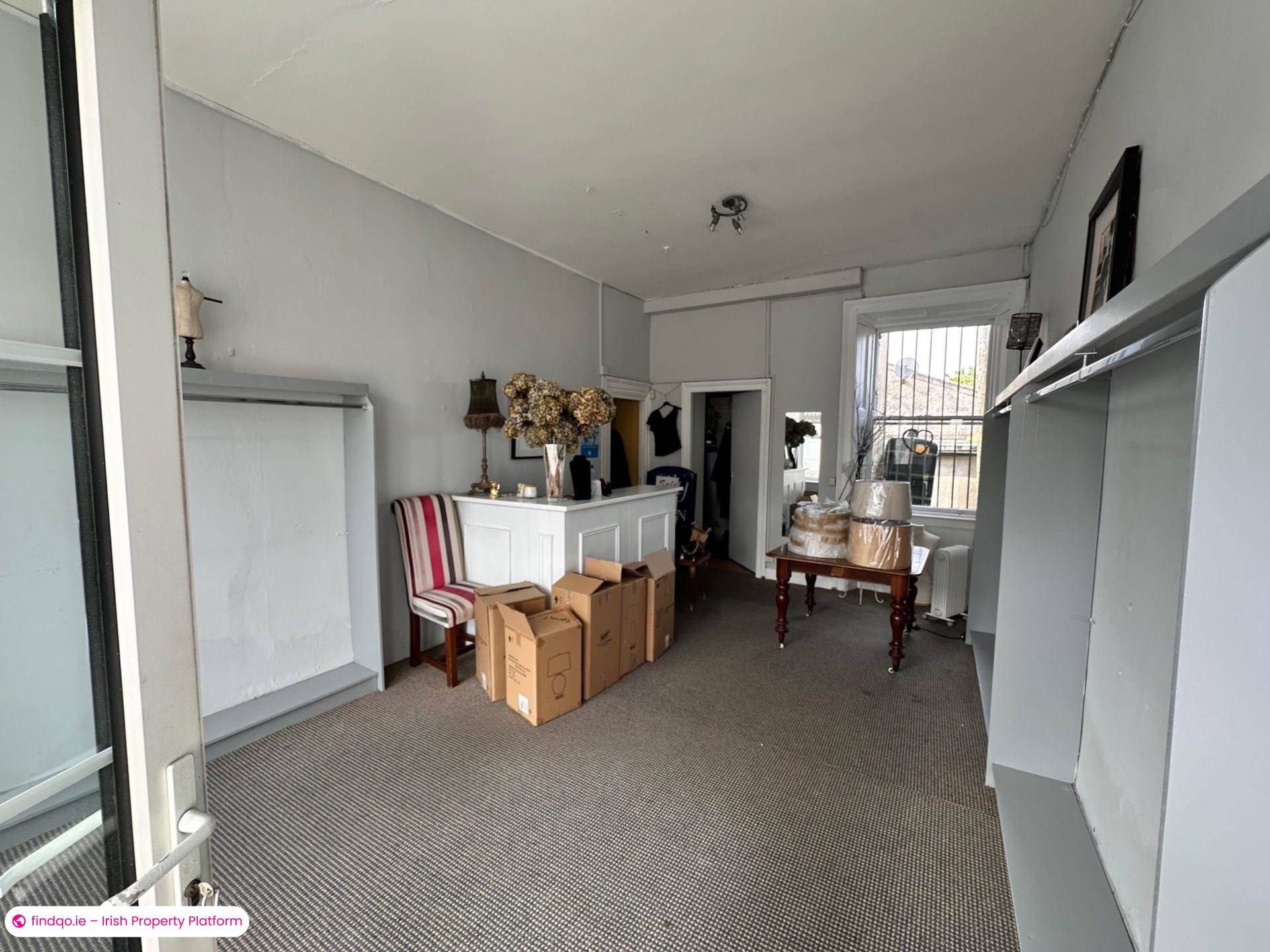 Detached house for Sale in Oughterard, Galway, H91 E9XW