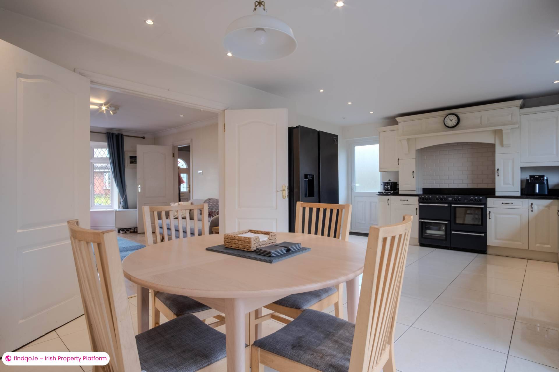 Semi-detached house for Sale in Knocknacarra, Galway