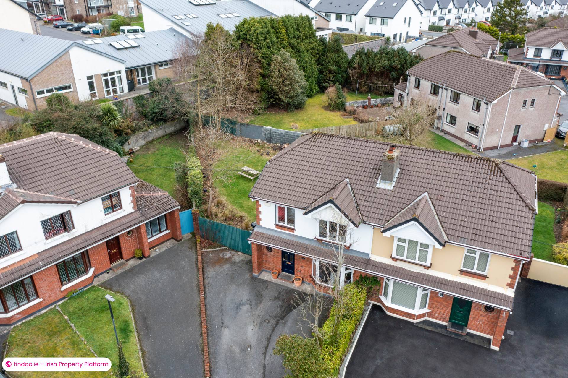 Semi-detached house for Sale in Knocknacarra, Galway