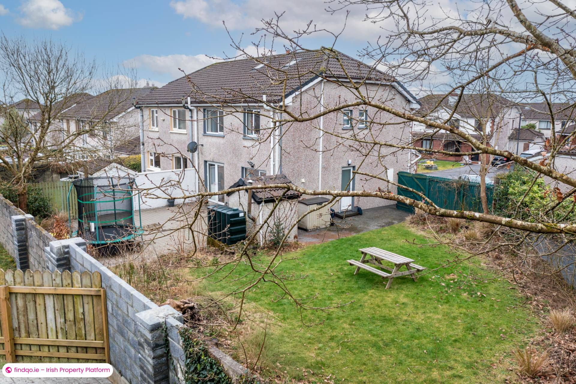 Semi-detached house for Sale in Knocknacarra, Galway