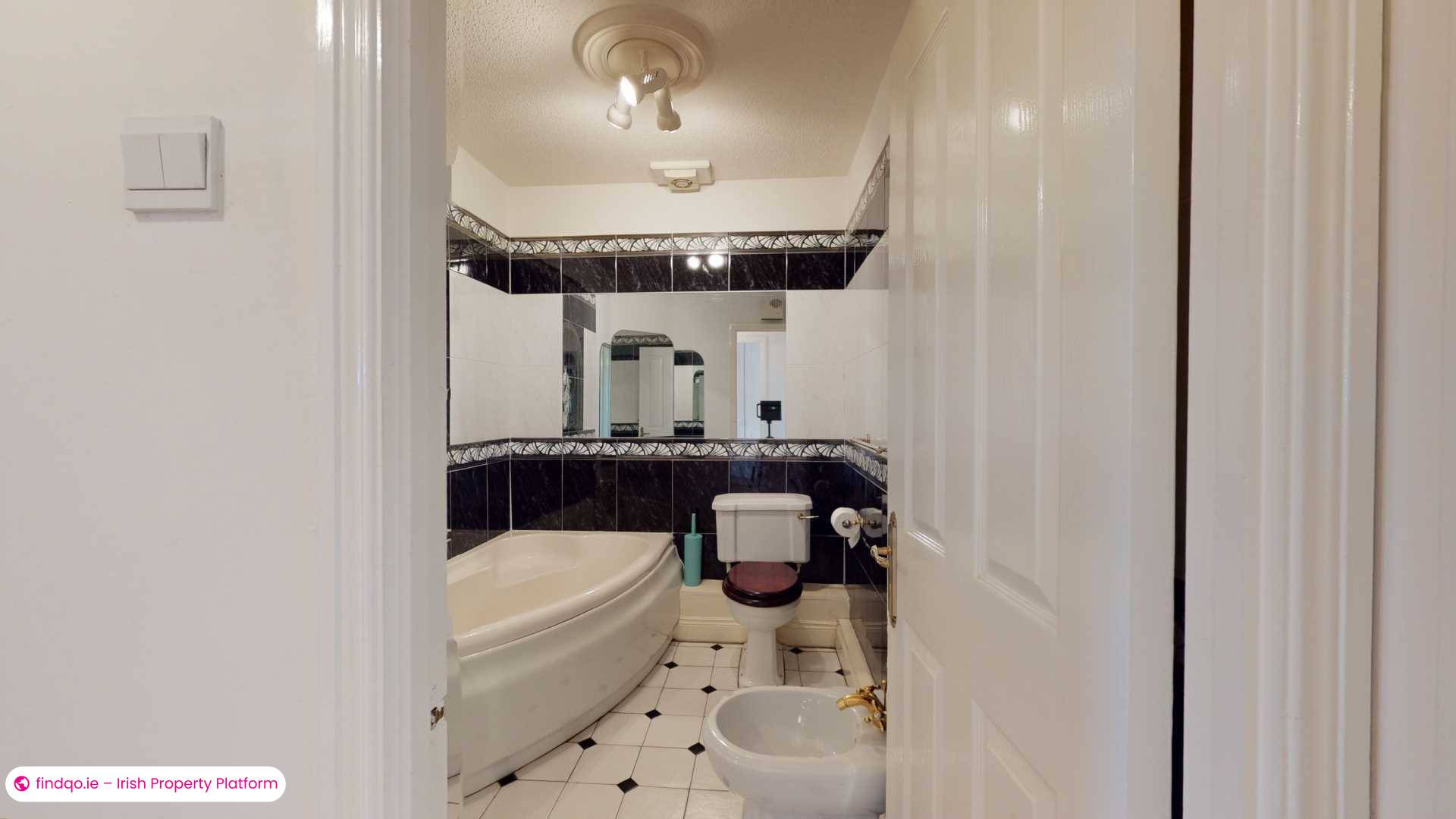 Apartment for Sale in Blackrock, Cork