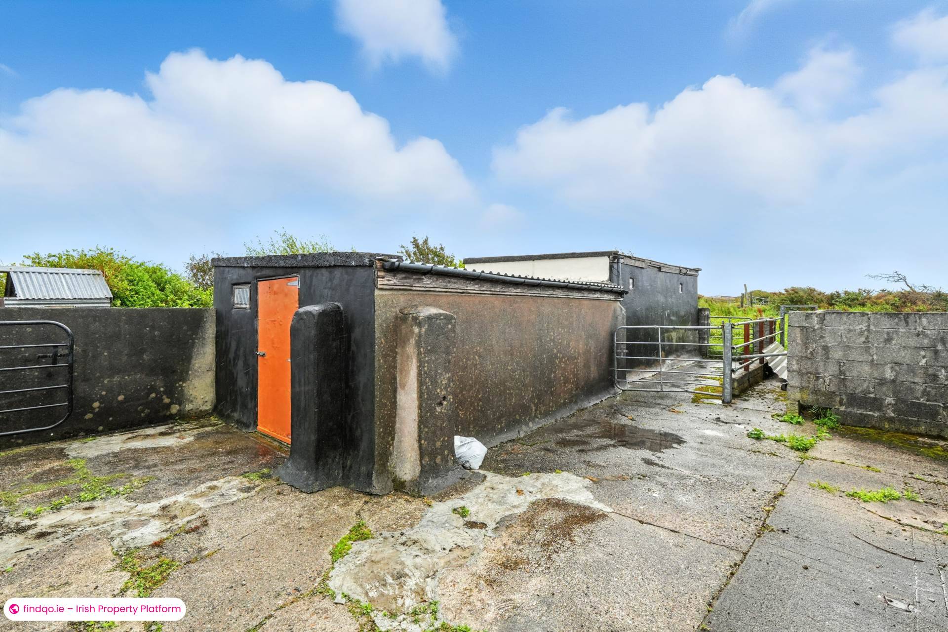 Detached house for Sale in Clifden, Galway