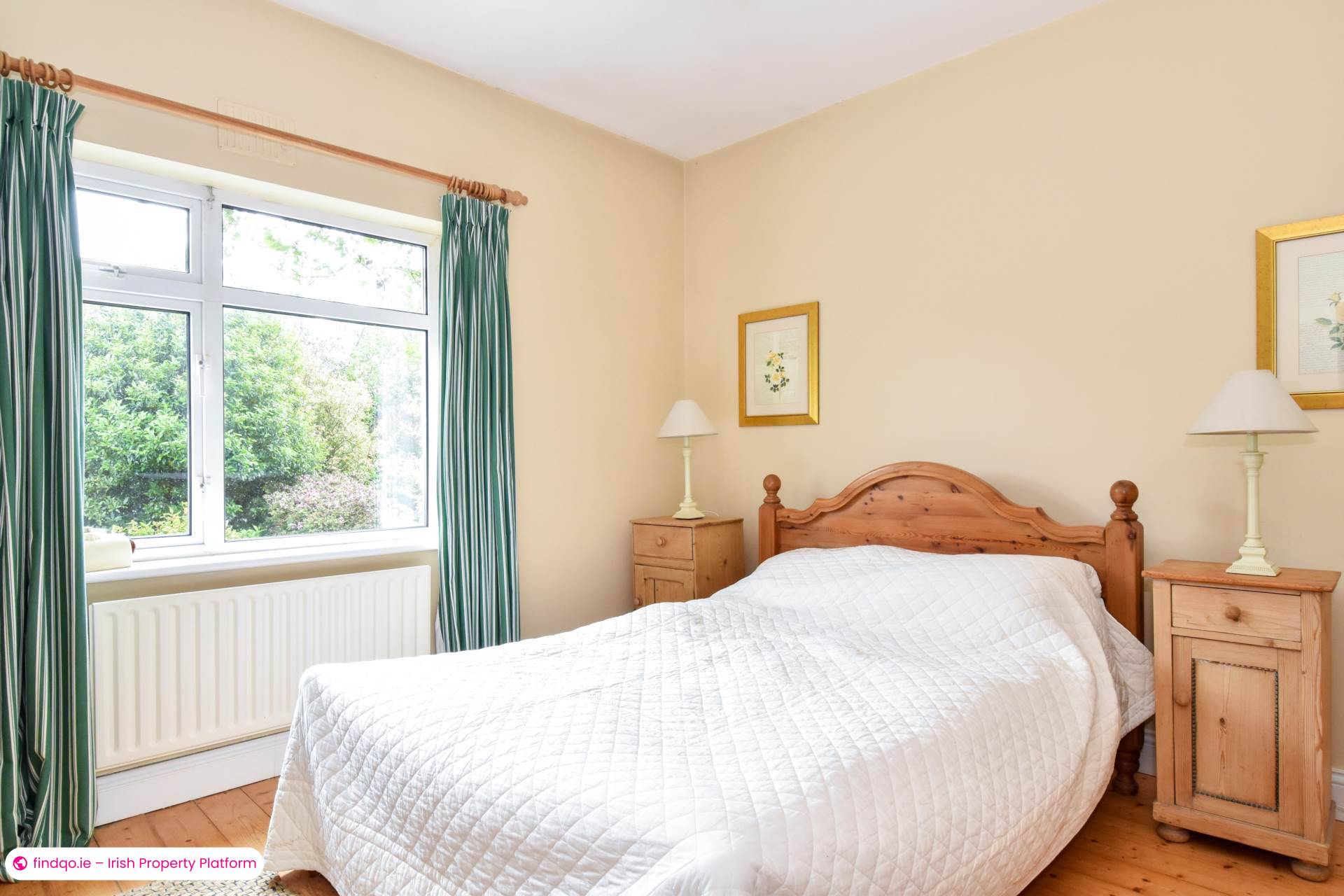 Detached house for Sale in Oughterard, Galway, H91 RF2H