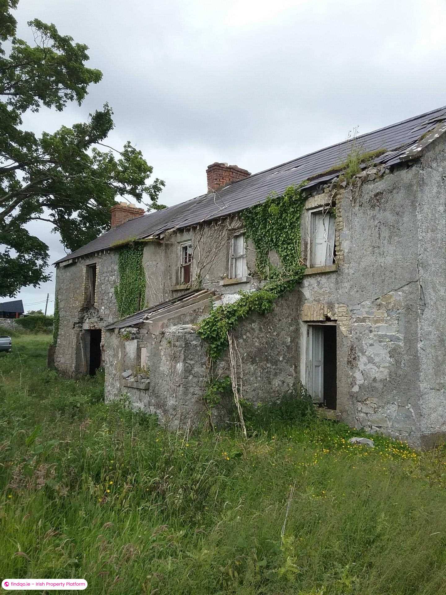 Semi-detached house for Sale in Ahascragh, Galway