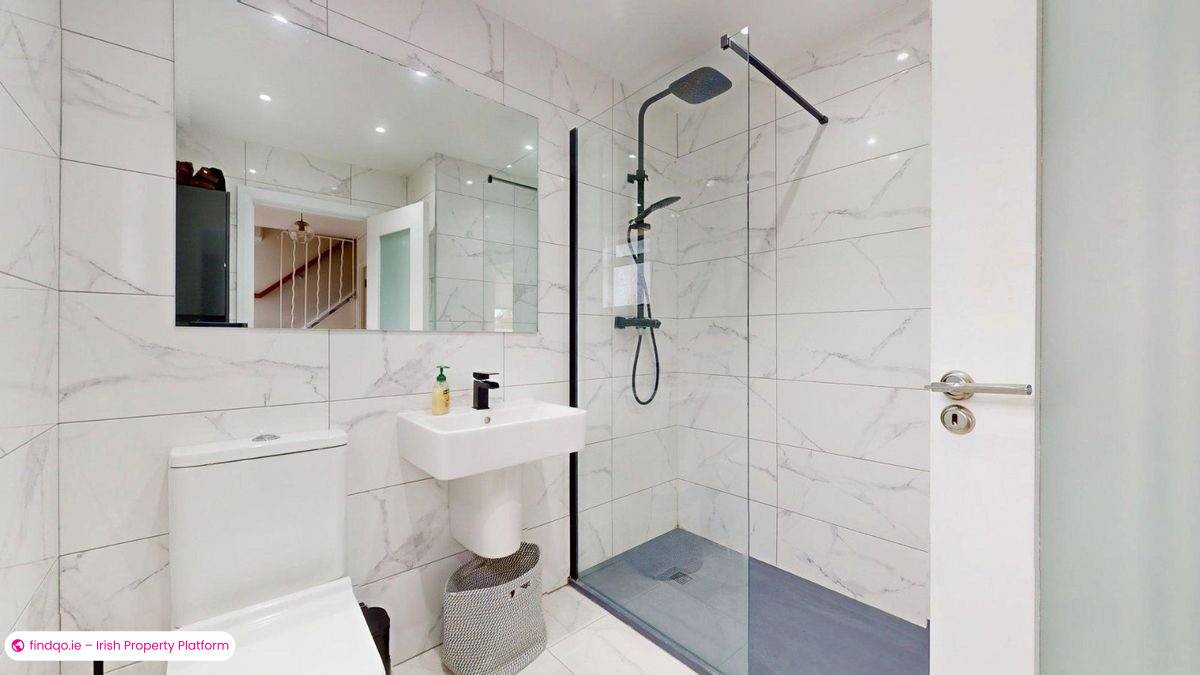End of terrace house for Sale in Howth, Dublin 13