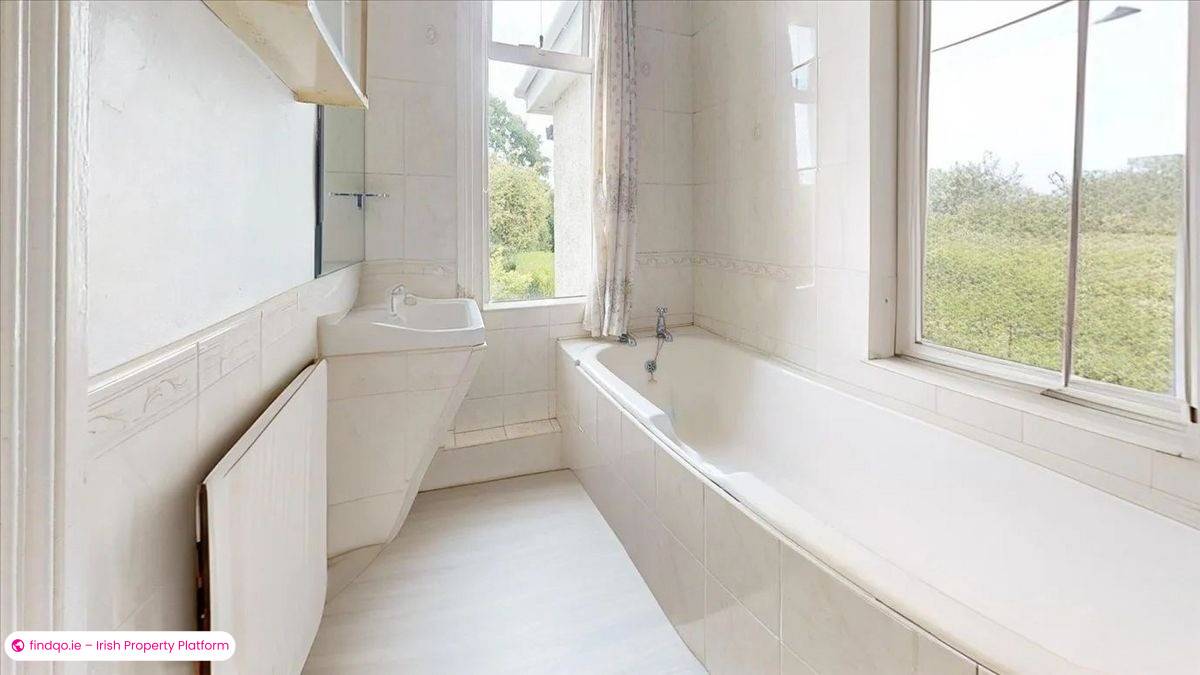 Detached house for Sale in Sutton, Dublin 13
