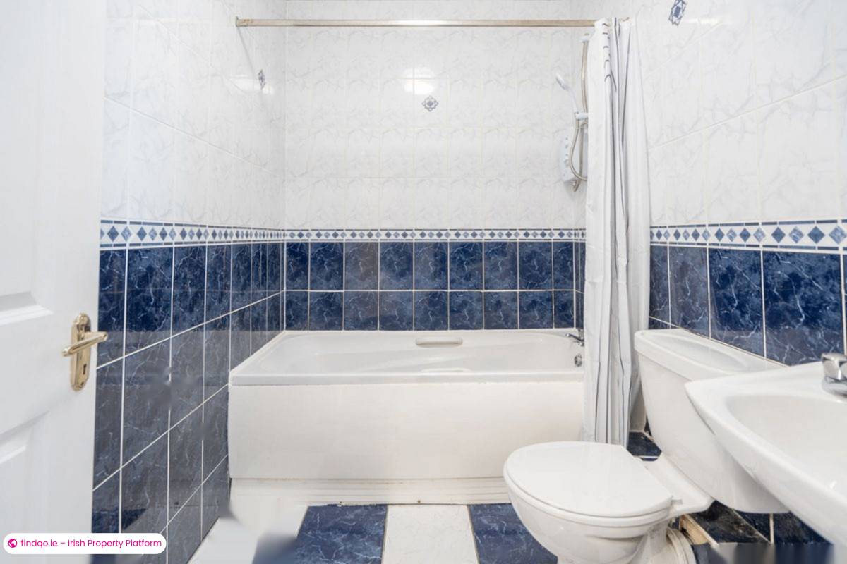 Apartment for Sale in Ardkeen, Waterford