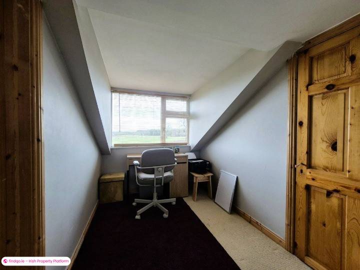 Bungalow for Sale in Rhode, Offaly