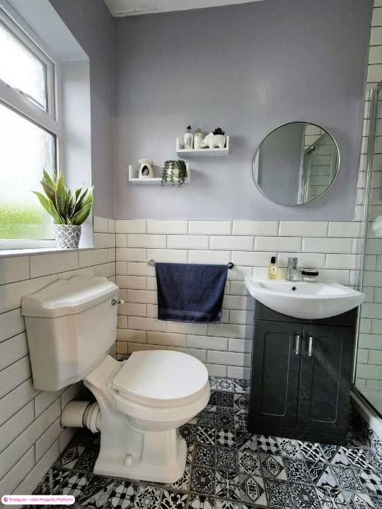 Bungalow for Sale in Rhode, Offaly