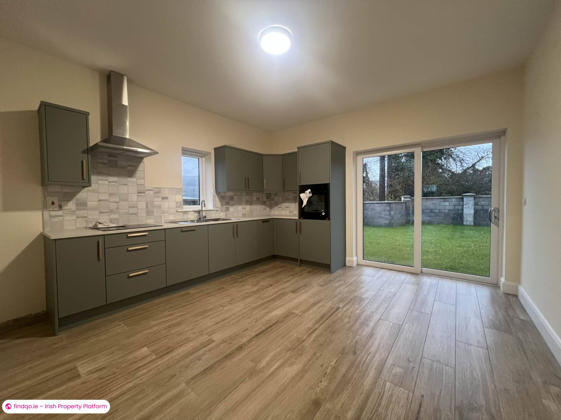 Semi-detached house for Sale in Cahir, Tipperary
