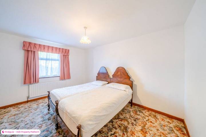 Detached house for Sale in Castlebar, Mayo