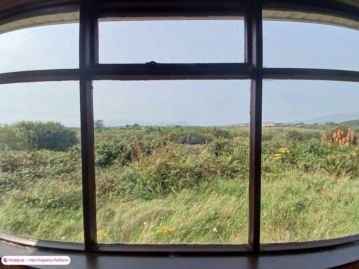 Detached house for Sale in Ballinskelligs, Kerry