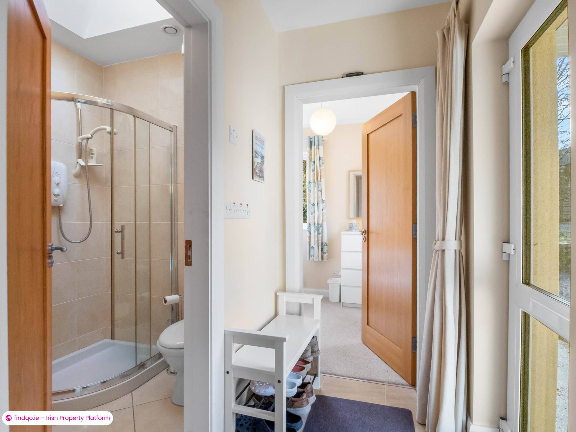 Detached house for Sale in Oughterard, Galway, H91 N6KN