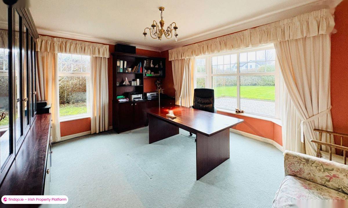 Detached house for Sale in Fenit, Kerry