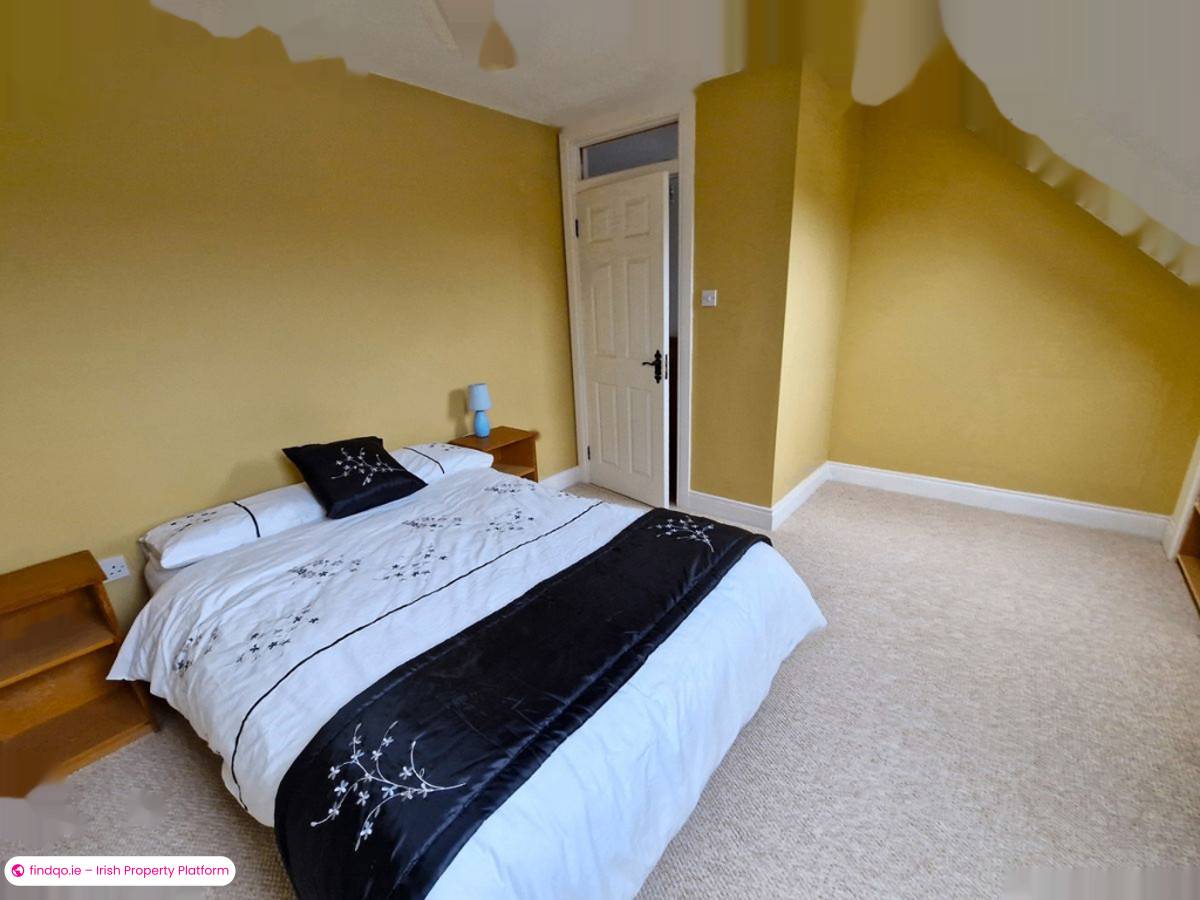 Detached house for Sale in Burtonport, Donegal