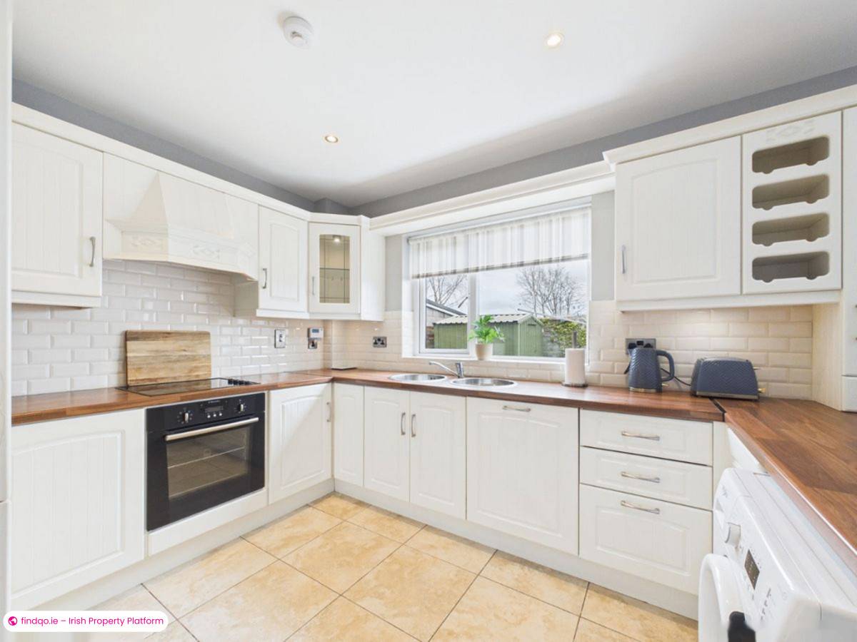 Semi-detached house for Sale in Kilmacow, Kilkenny