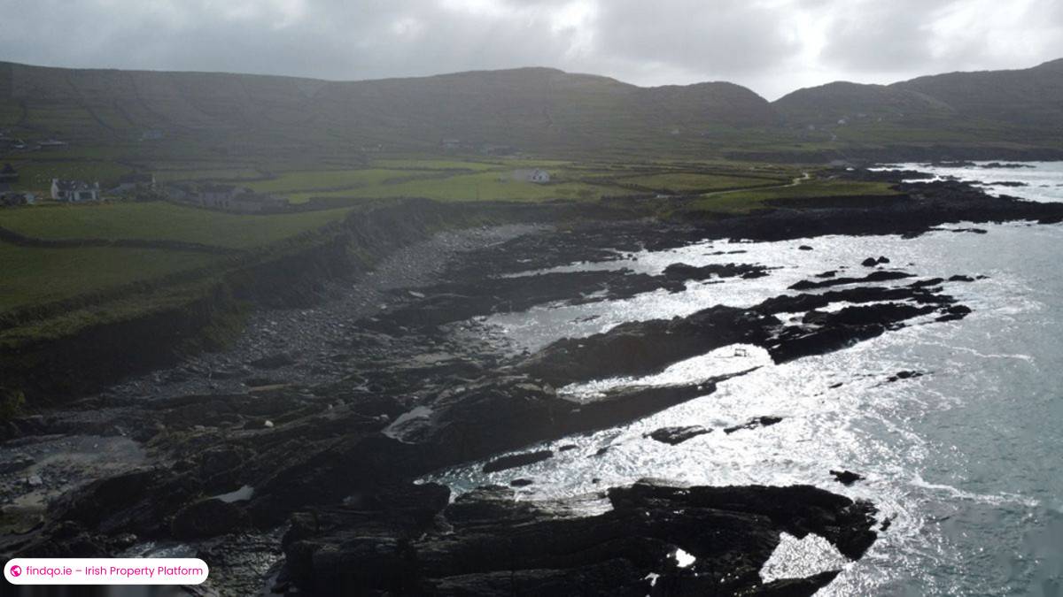 End of terrace house for Sale in Beara, Cork