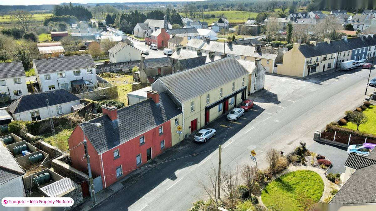 Semi-detached house for Sale in Frenchpark, Roscommon