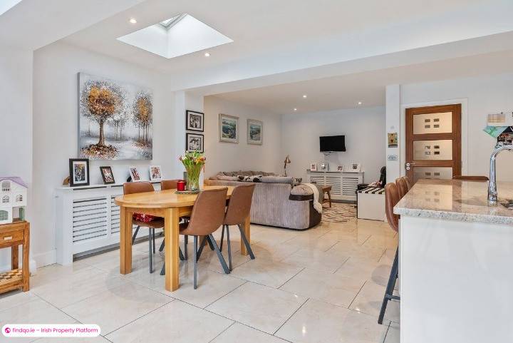 Semi-detached house for Sale in Riverstown, Cork
