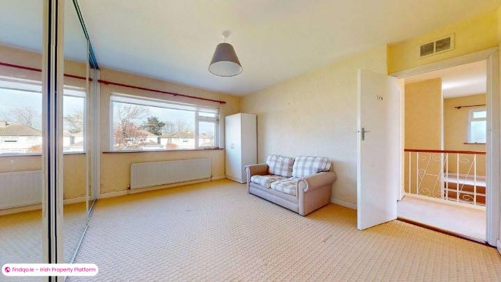 Semi-detached house for Sale in Sutton, Dublin 13