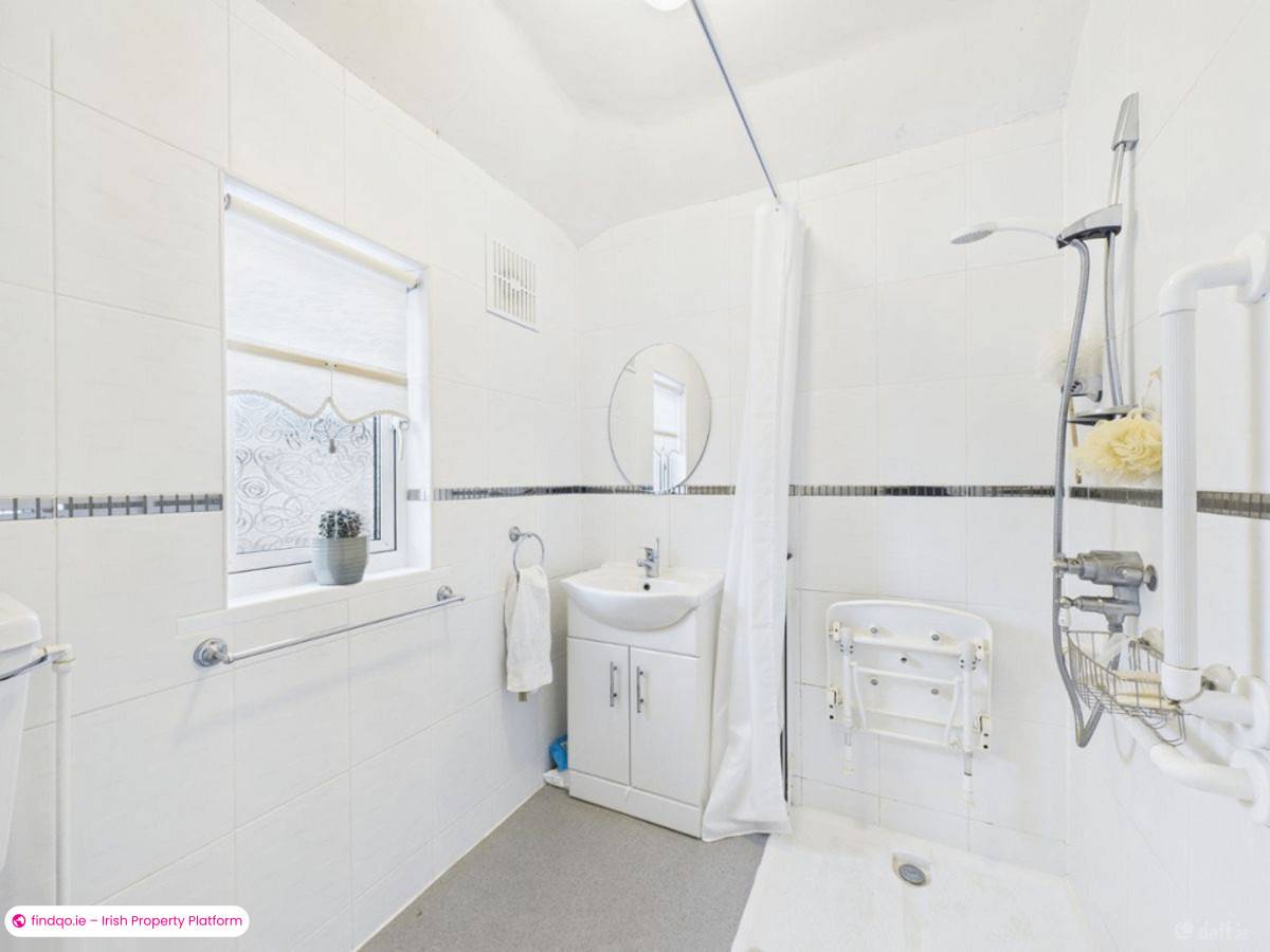 Semi-detached house for Sale in Crumlin, Dublin 12