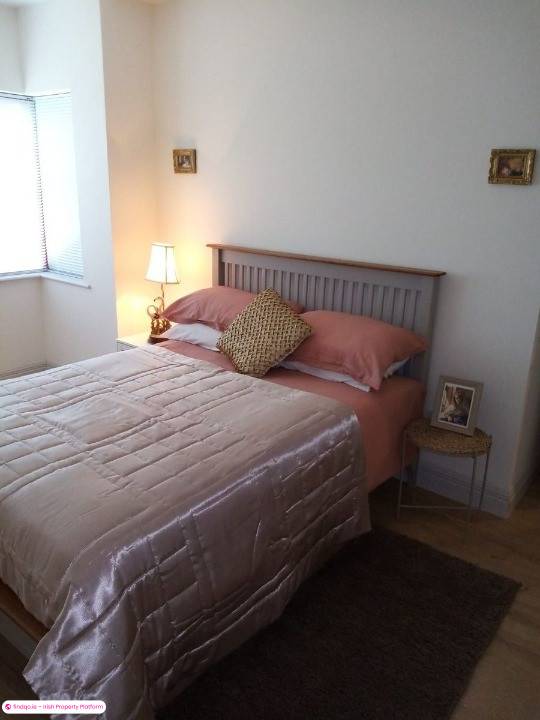 Terraced house for Sale in Ballyfarnon, Roscommon