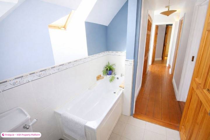 Detached house for Sale in Carnew, Wicklow