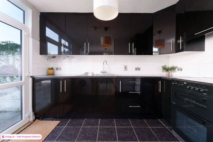 Detached house for Sale in Clonshaugh, Dublin 17