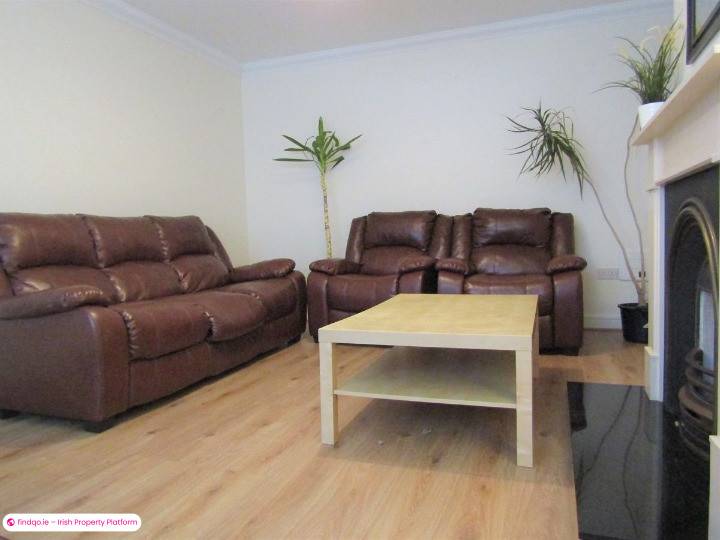 Semi-detached house for Sale in Finglas, Dublin 11